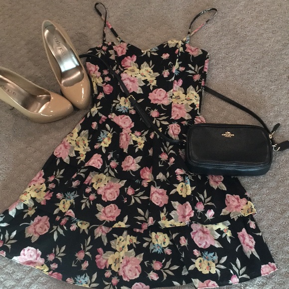 H&M Dresses & Skirts - H&M Party Dress